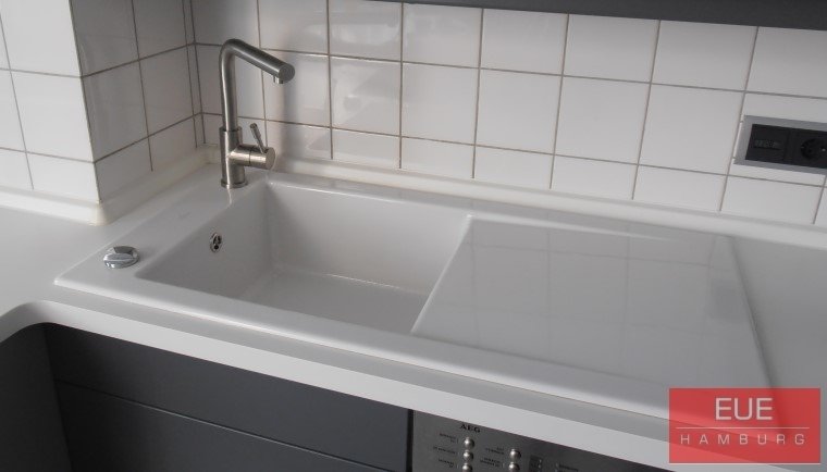 Villeroy & Boch Küchenarmatur Steel Shower. Foto eines Wasserhahns aus einer Küche eines Kunden von EUE Hamburg.